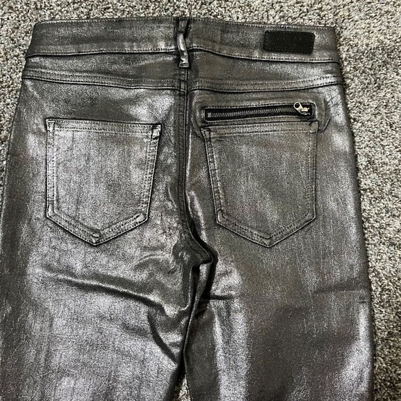 Guess Jeans Los Angeles Silver Denim; Women's size 26, new with tags - Picture 4 of 16